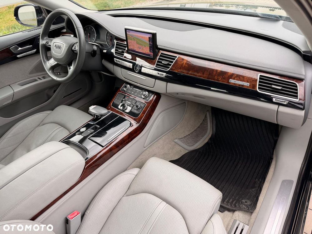 Audi A8 4.2 FSI L Quattro - 22