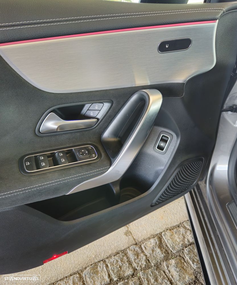 Mercedes-Benz A 250 e 8G-DCT AMG Line Advanced Plus - 11
