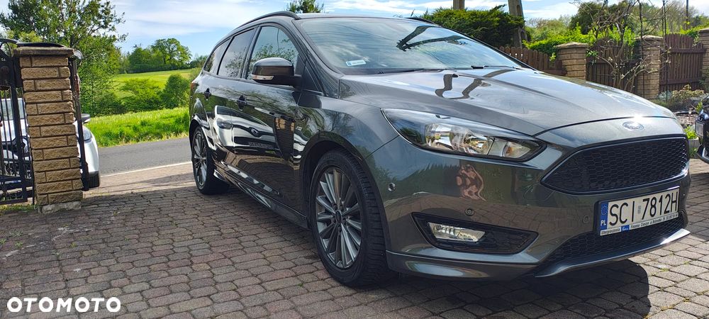 Ford Focus 1.0 EcoBoost Start-Stopp-System ST-LINE - 2