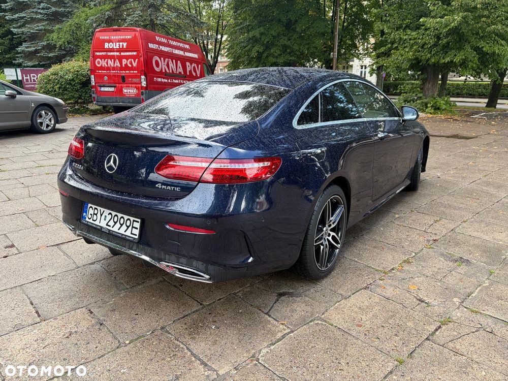 Mercedes-Benz Klasa E 220 d 4-Matic 9G-TRONIC - 3