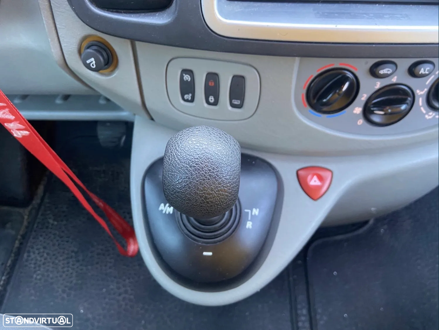 Renault Trafic - 6