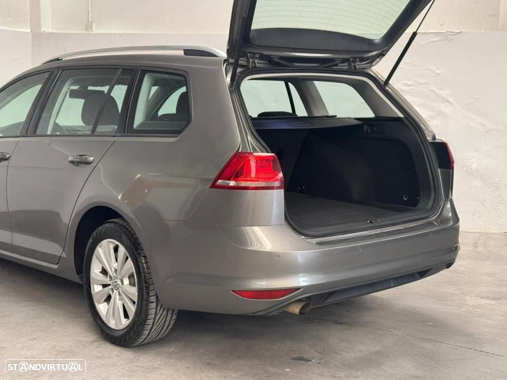 VW Golf Variant 1.6 TDi BlueMotion Comfortline - 17