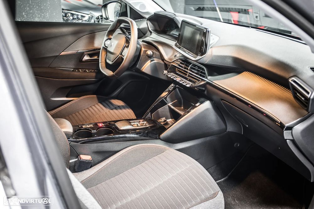 Peugeot e-208 Active - 6