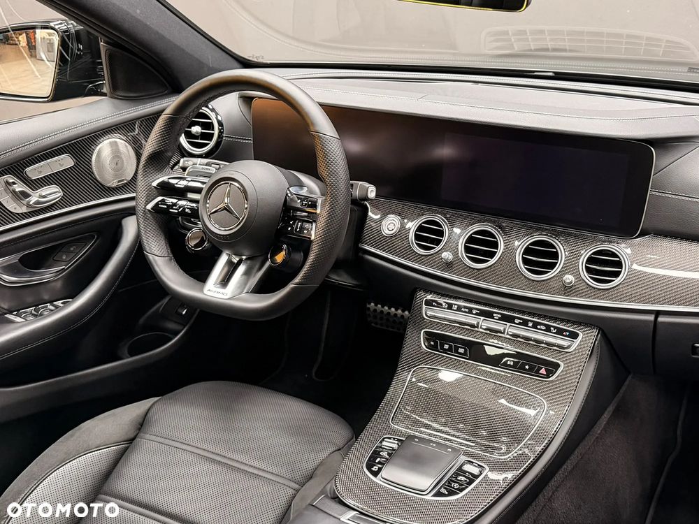 Mercedes-Benz Klasa E AMG 53 4Matic+ AMG Speedshift TCT-9G - 19