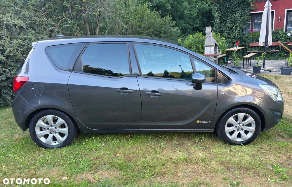 Opel Meriva 1.7 CDTI 150 Jahre - 8
