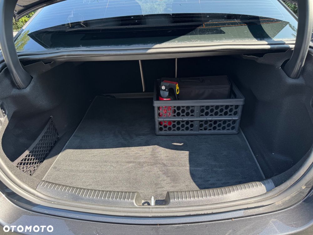 Mercedes-Benz Klasa C 300 4Matic 9G-TRONIC Avantgarde - 19