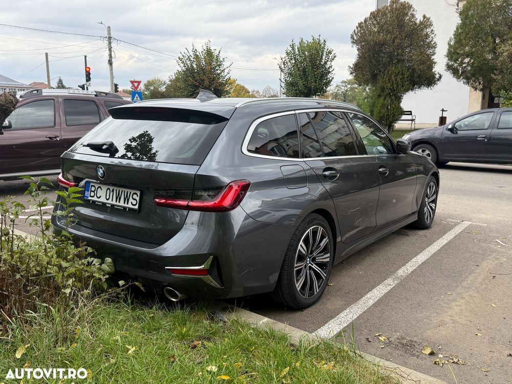 BMW Seria 3 320i AT - 4