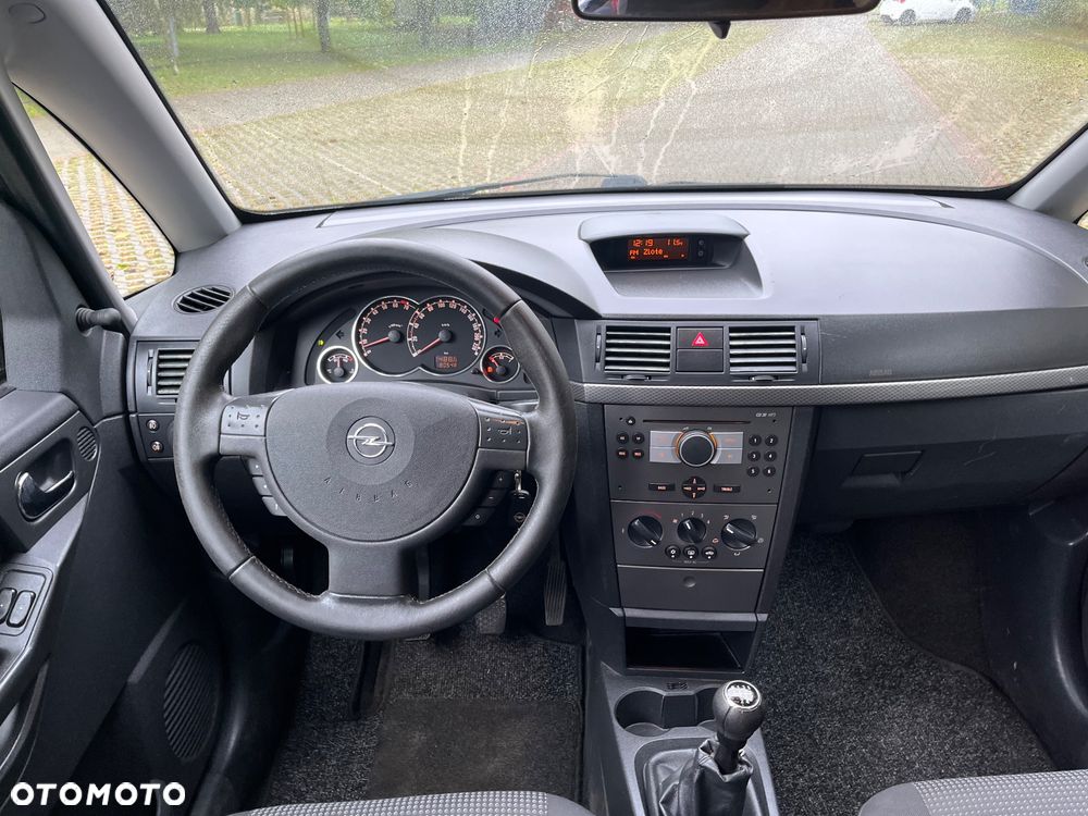 Opel Meriva - 17