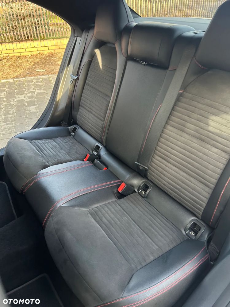 Mercedes-Benz CLA 220 (CDI) d 7G-DCT AMG Line - 22