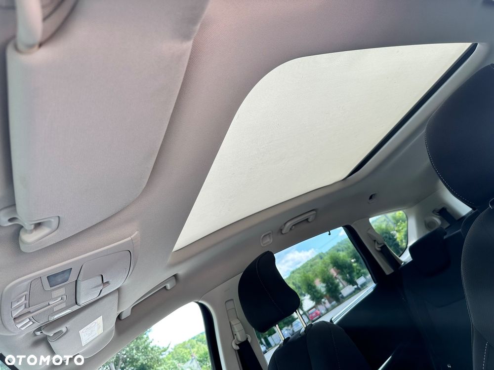 Ford S-Max 2.0 TDCi Titanium PowerShift - 22