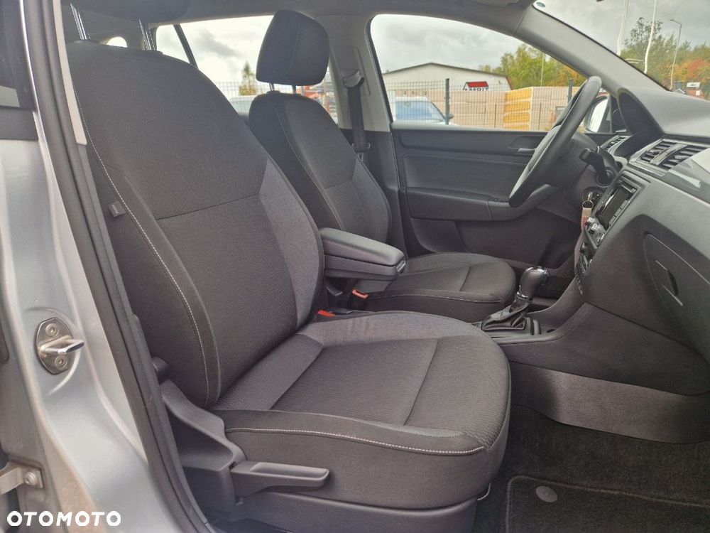 Skoda RAPID 1.6 TDI DSG Ambition - 19