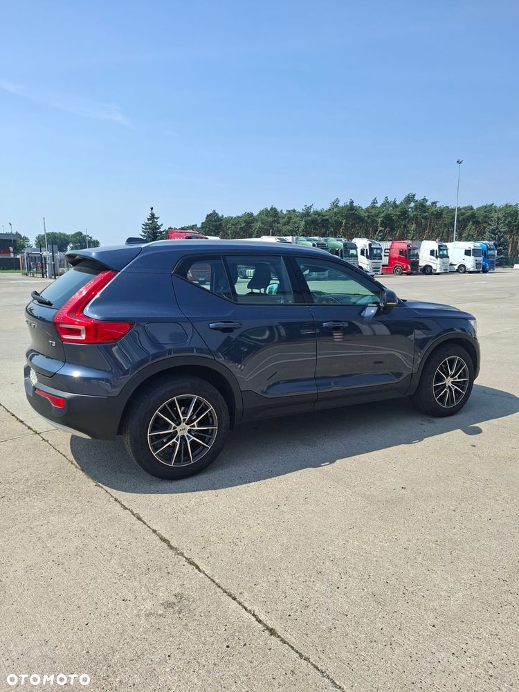 Volvo XC 40 T3 Momentum - 5