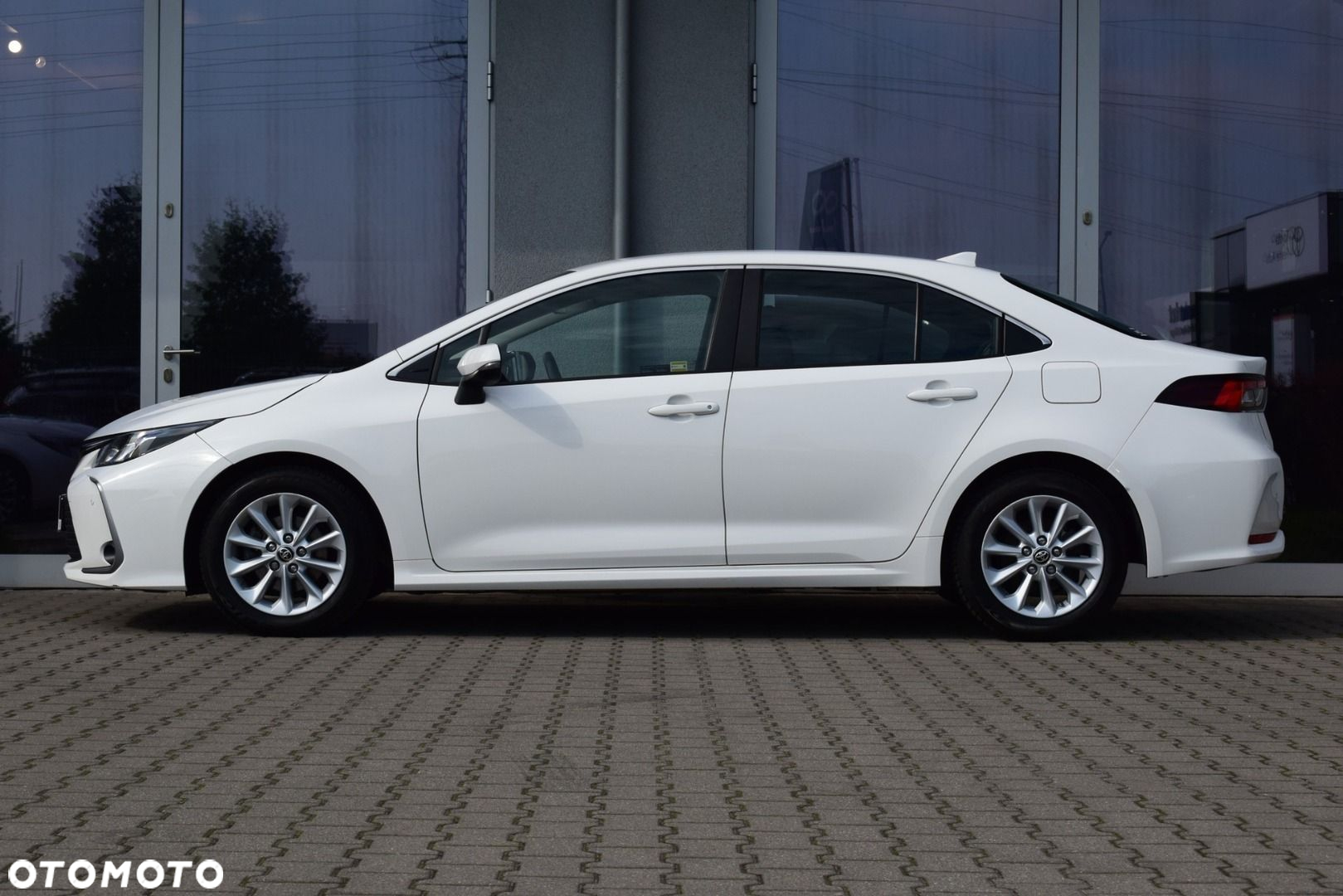 Toyota Corolla - 5