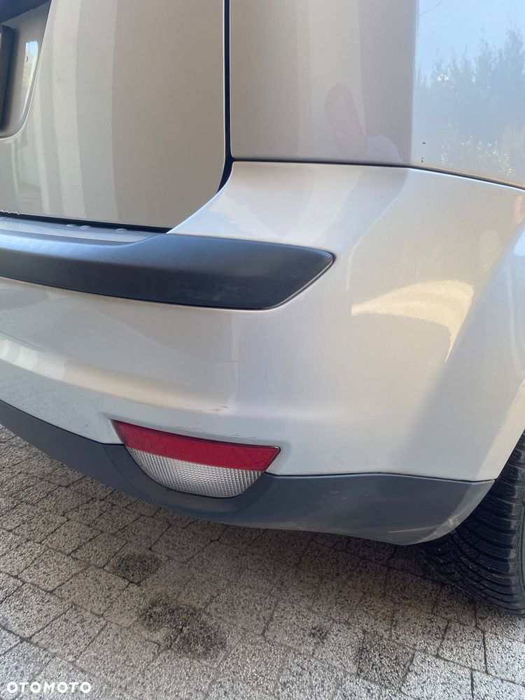 Ford Focus 1.6 Trend + - 18