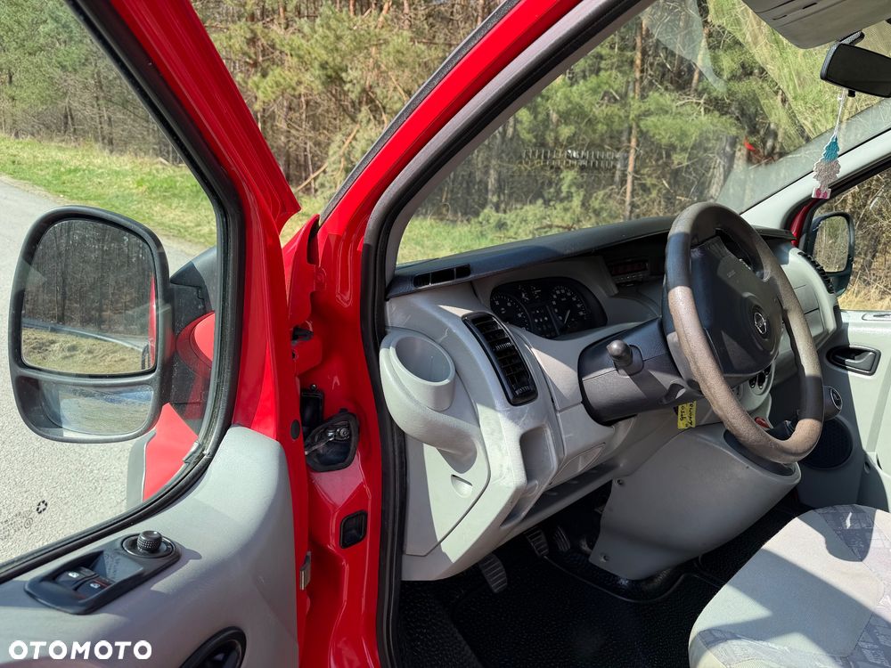 Opel VIVARO - 8