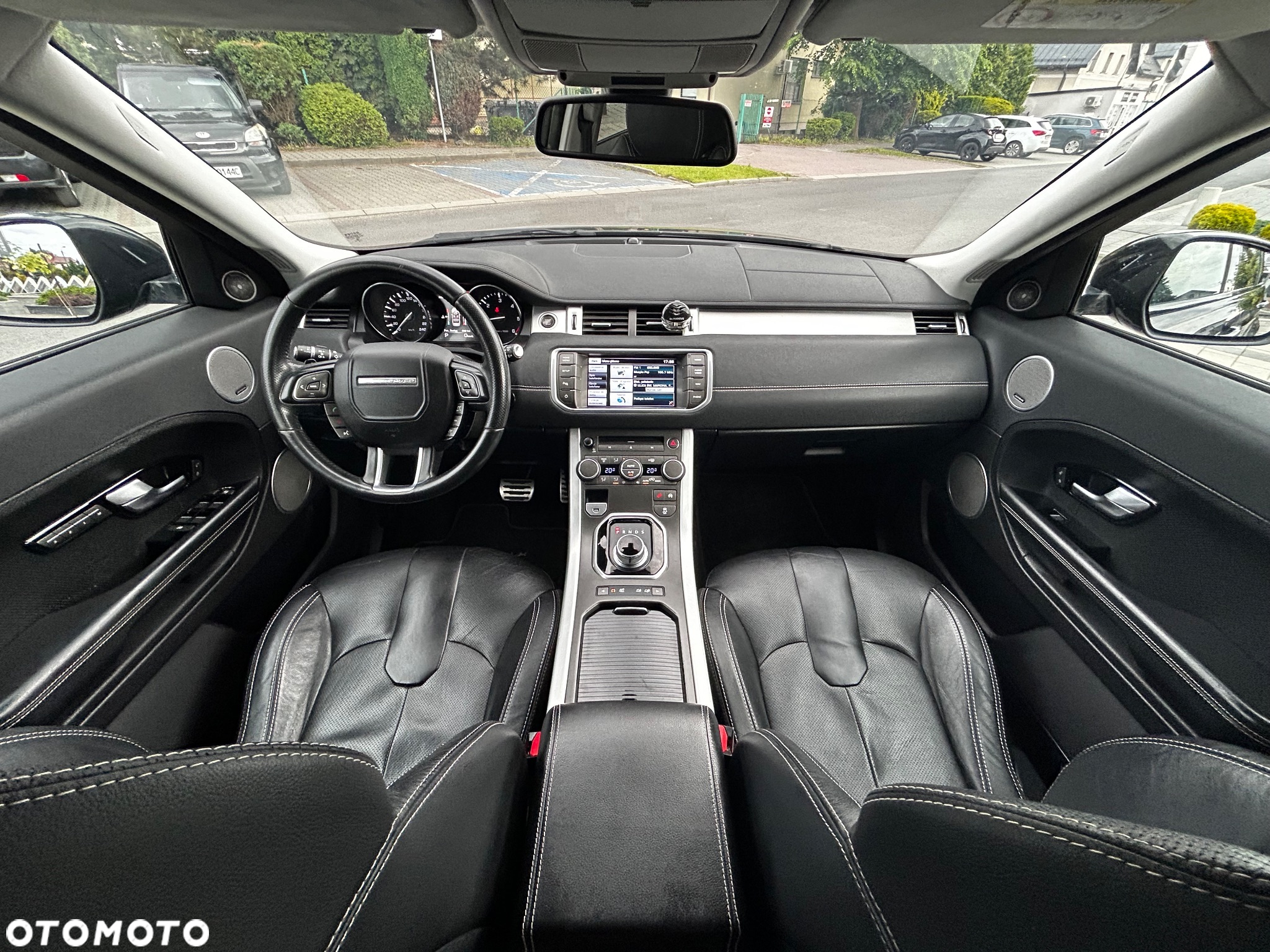 Land Rover Range Rover Evoque SD4 Black Dynamic - 12