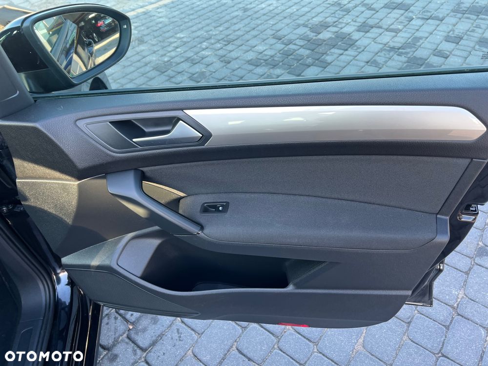 Volkswagen Touran 1.6 TDI BMT Comfortline - 27