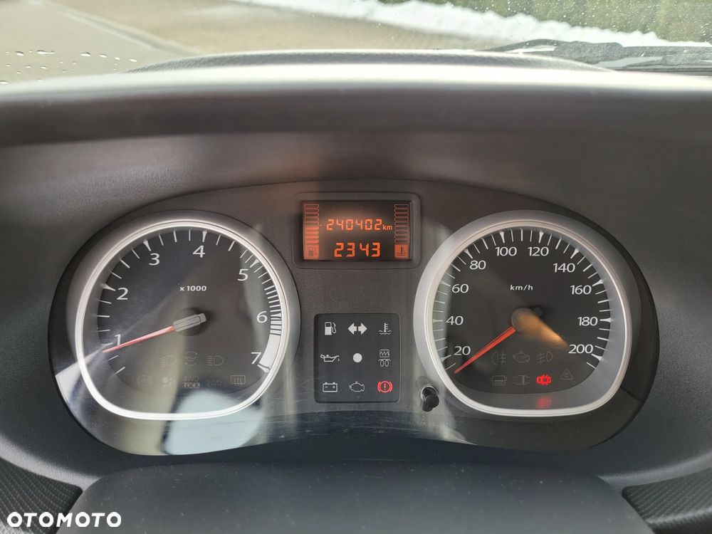 Dacia Duster dCi 90 FAP 4x2 Ambiance - 10