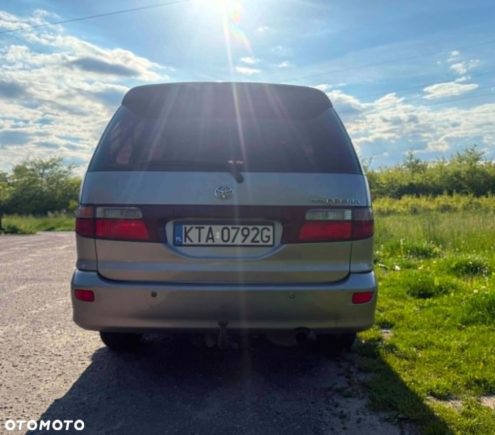 Toyota Previa 2.0 D-4D Luna - 6