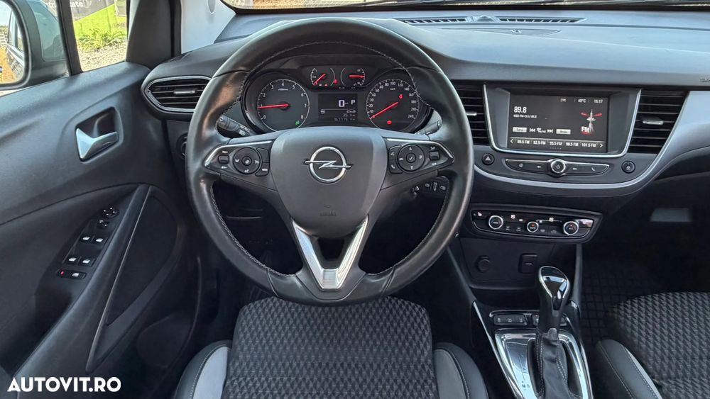 Opel Crossland - 8