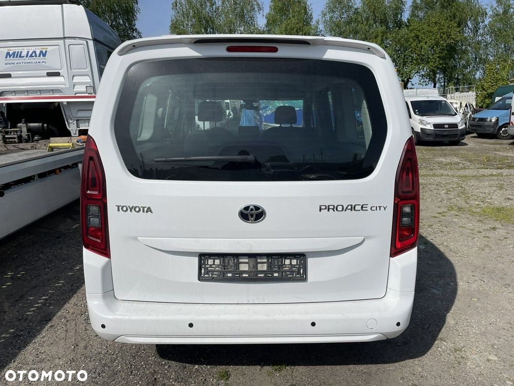 Toyota Proace City Verso Long 1.5 D-4D Business - 20