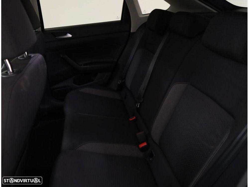 VW Taigo 1.0 TSI Urban - 25