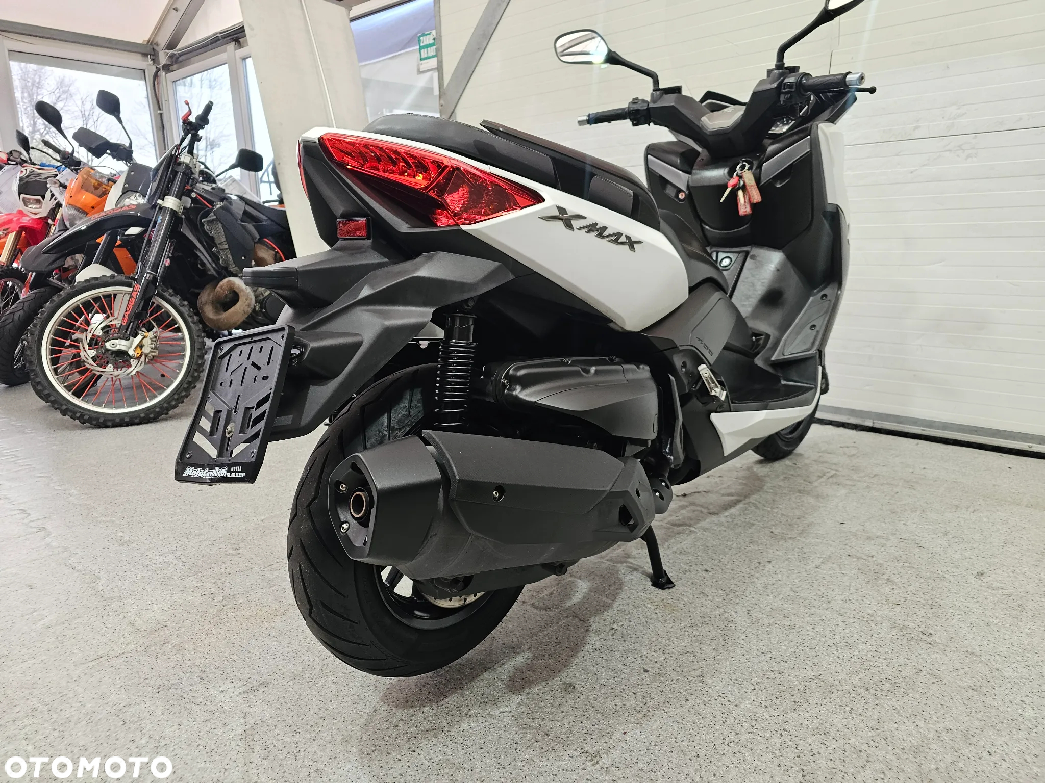 Yamaha X-max - 24