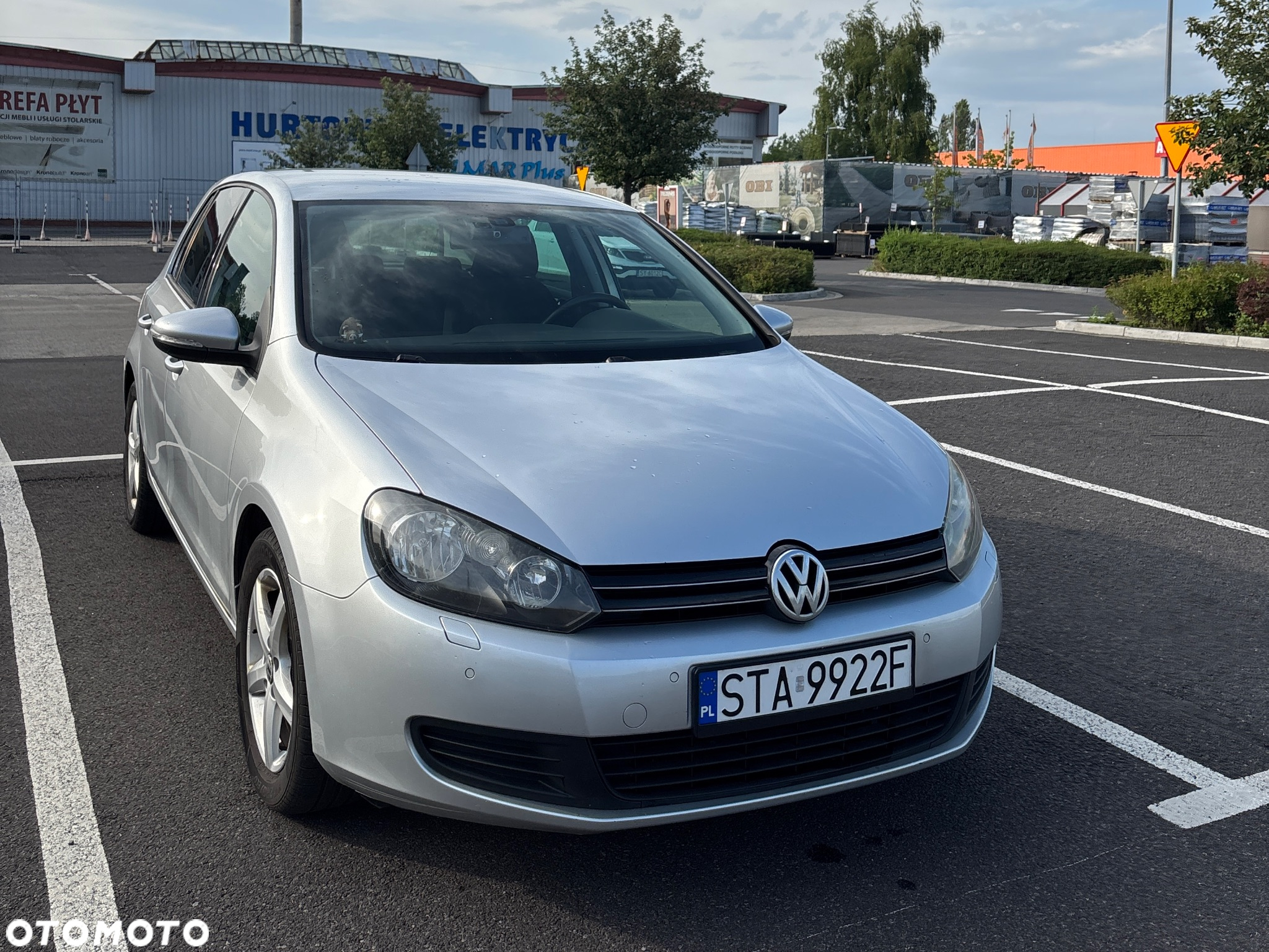 Volkswagen Golf - 2