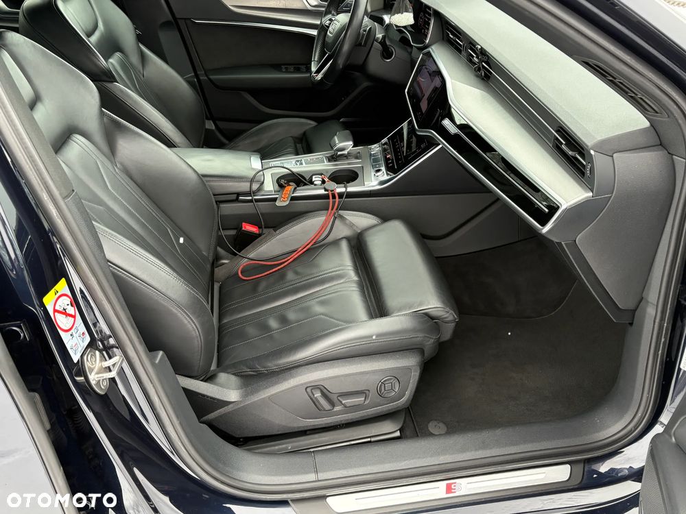 Audi A6 Avant 40 TDI S tronic S line - 15