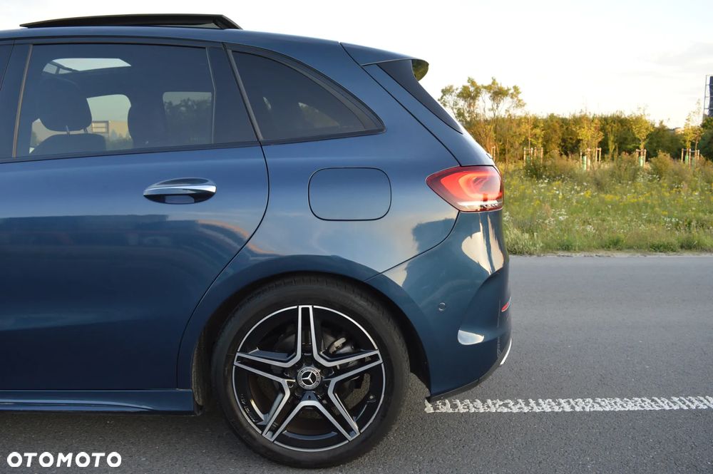 Mercedes-Benz Klasa B 180 AMG Line 7G-DCT - 8
