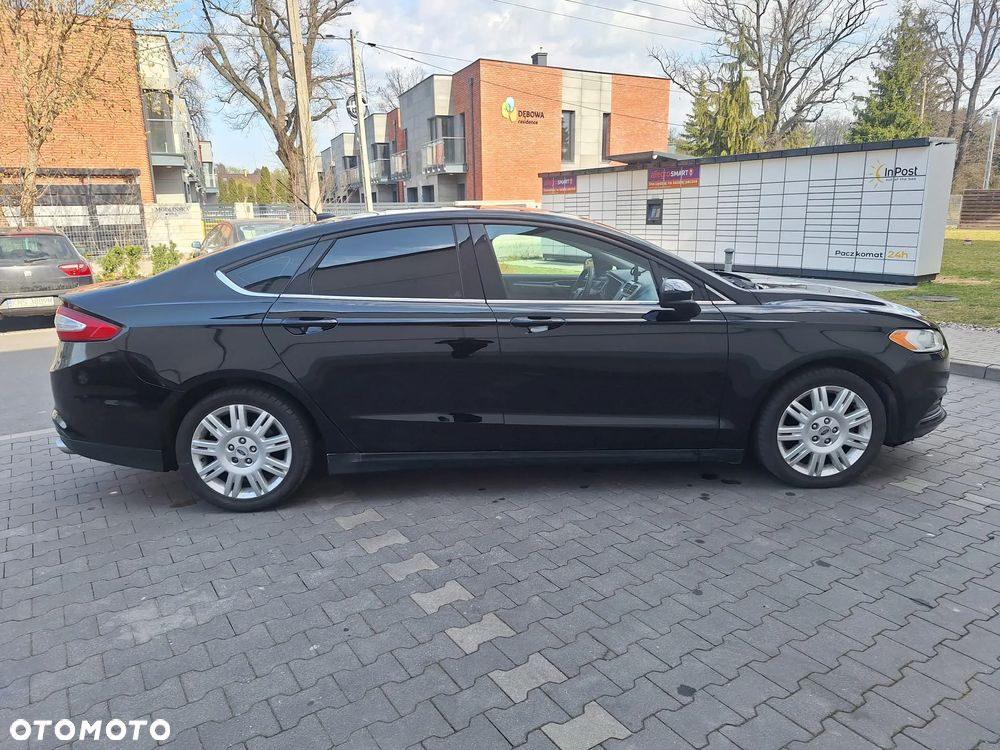 Ford Fusion - 15