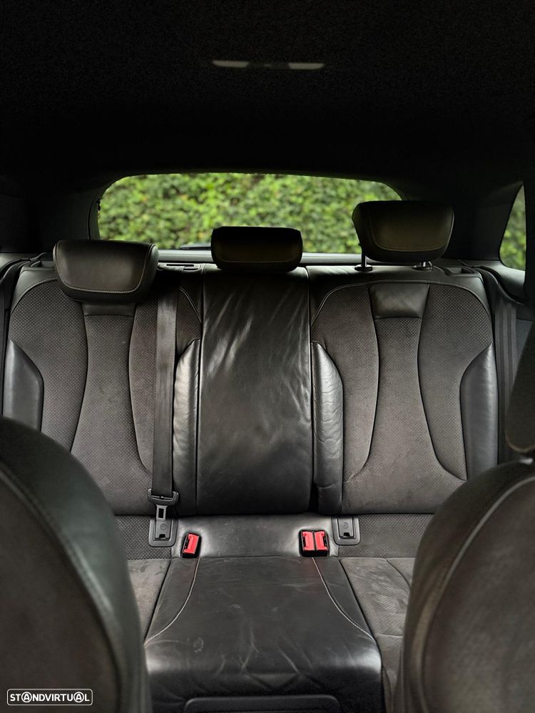 Audi A3 Sportback 1.6 TDI S line Sport Pack - 19