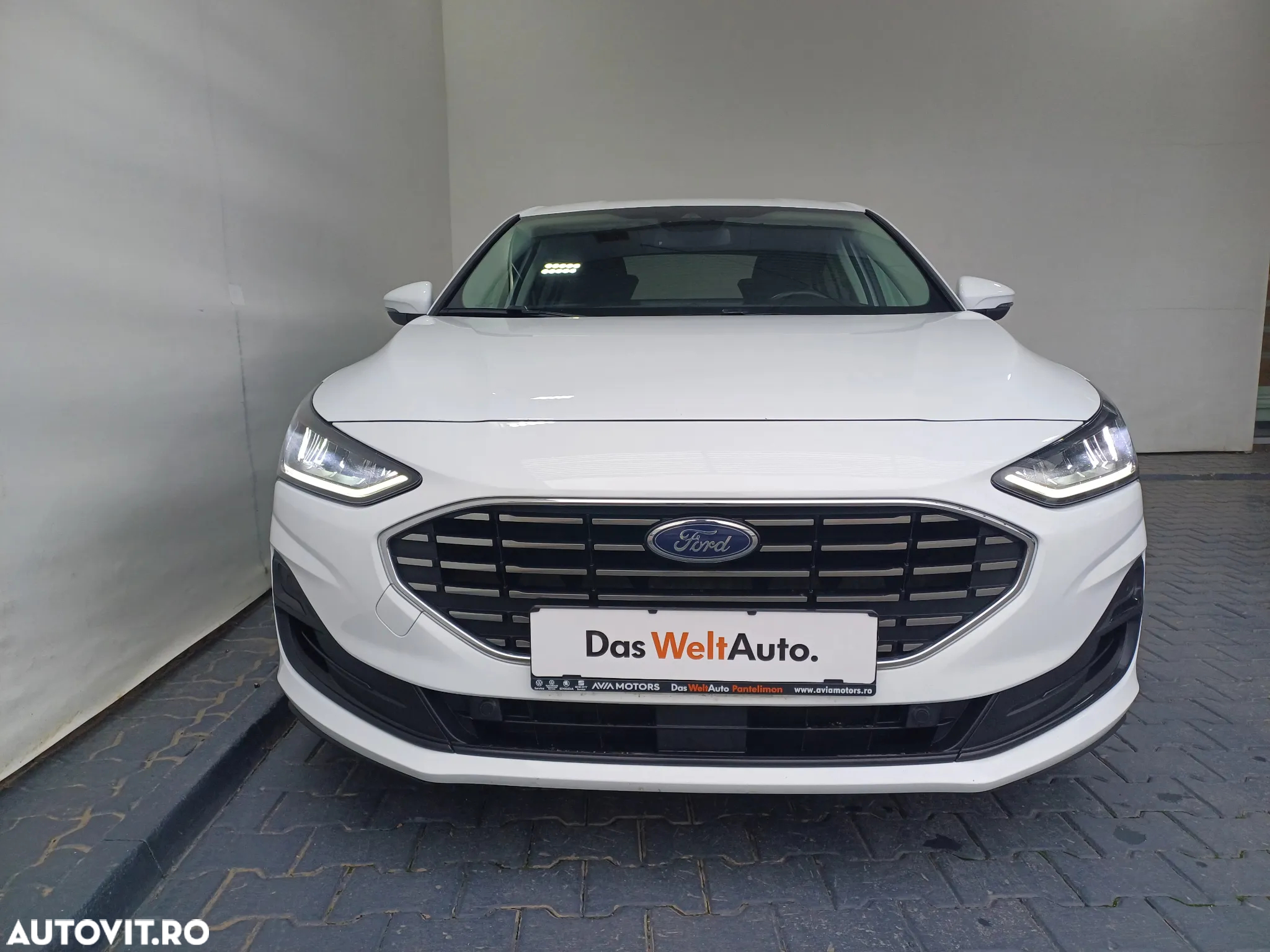 Ford Focus 1.0 EcoBoost Connected - 34