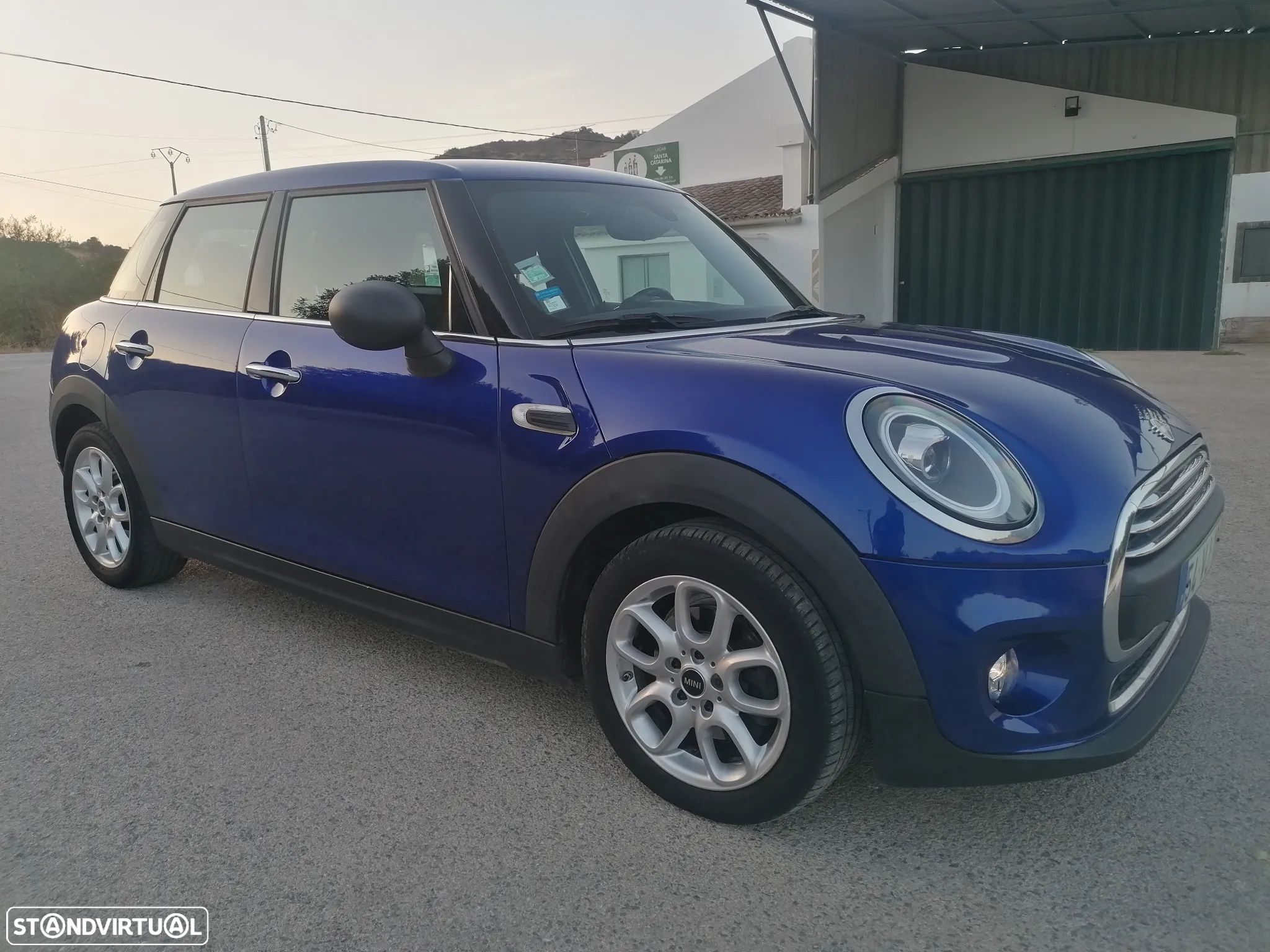MINI 5 Portas One D - 18