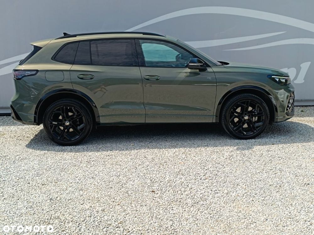 Volkswagen Tiguan - 13