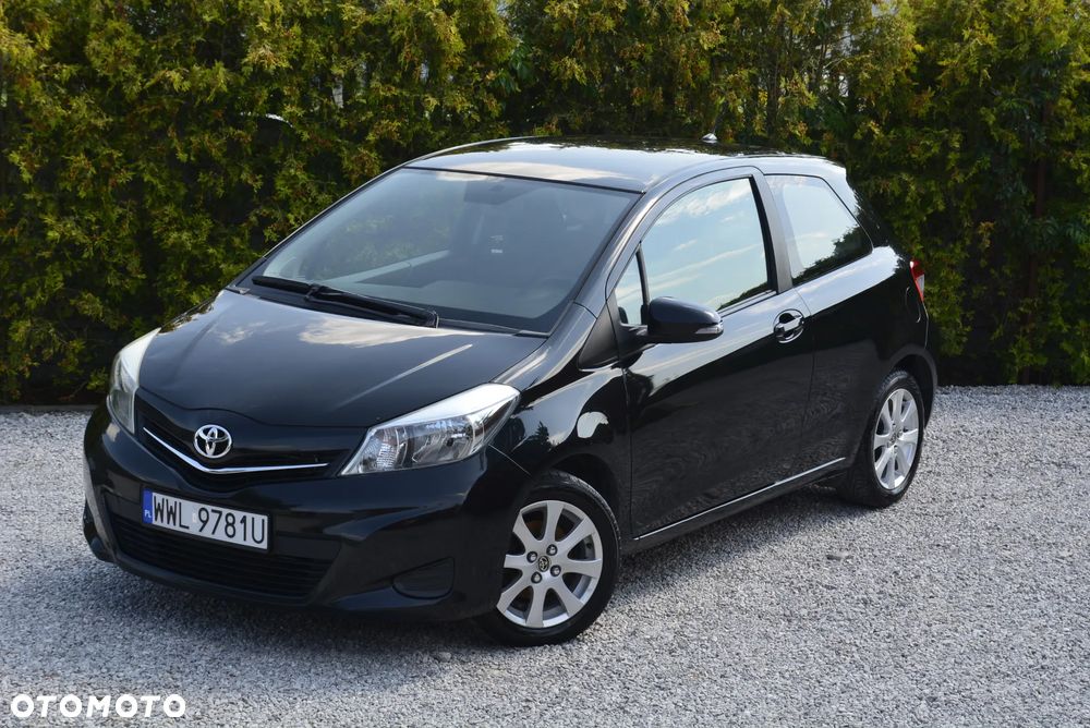 Toyota Yaris 1.0 Premium - 9