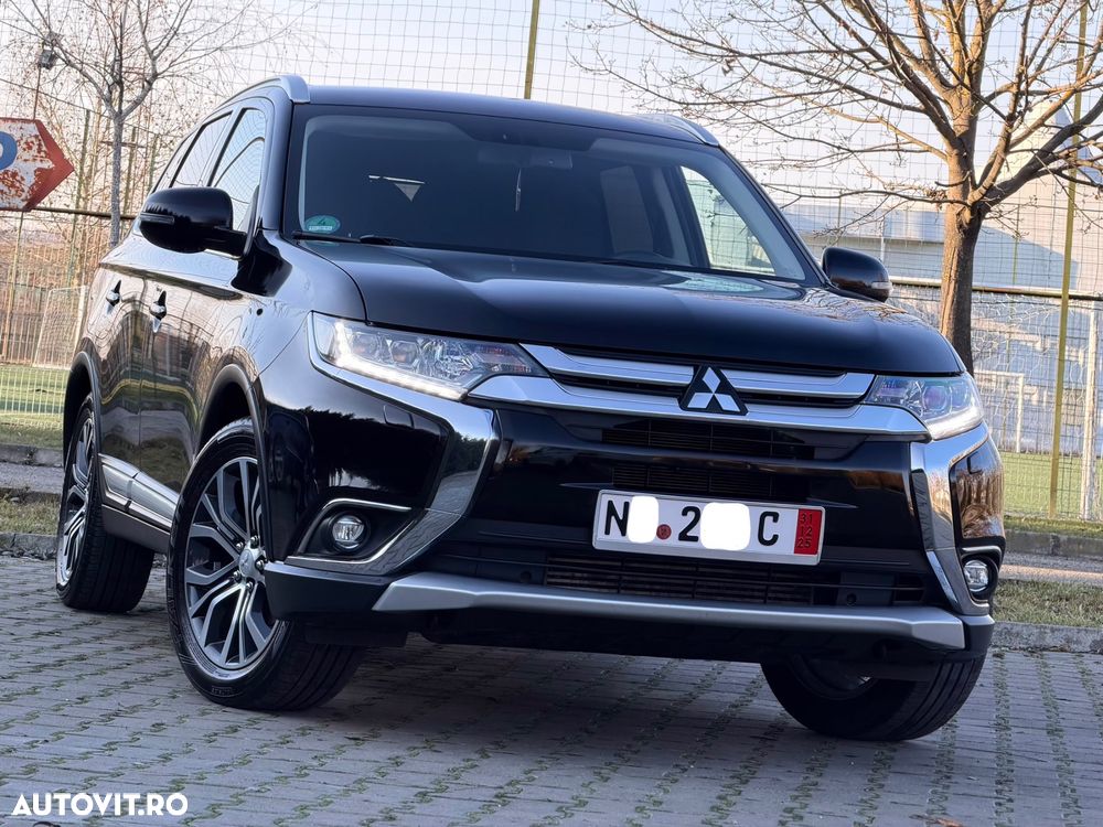 Mitsubishi Outlander 2.2 DI-D 4WD Automatik Edition+ - 31