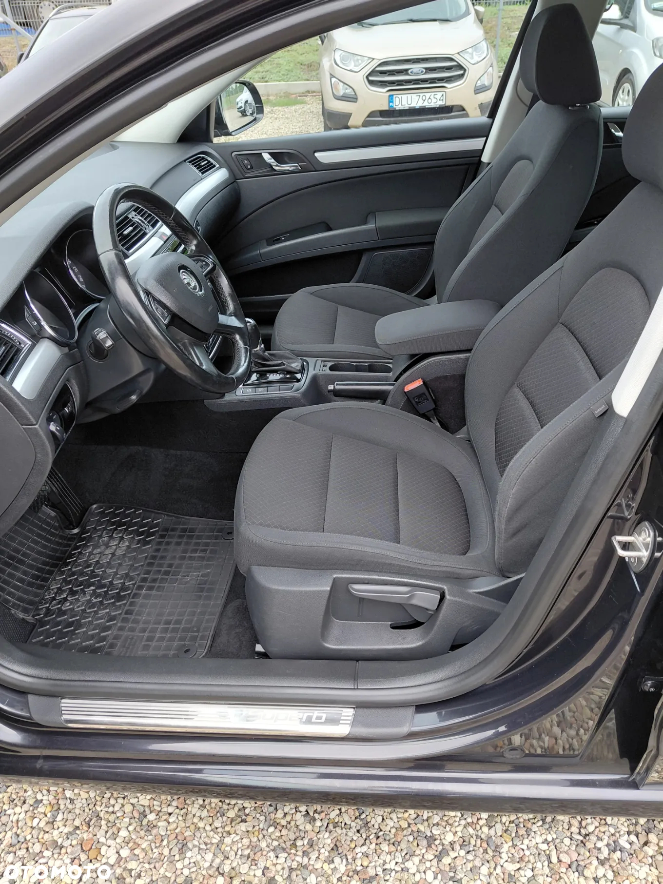 Skoda Superb 2.0 TSI Ambition DSG - 21