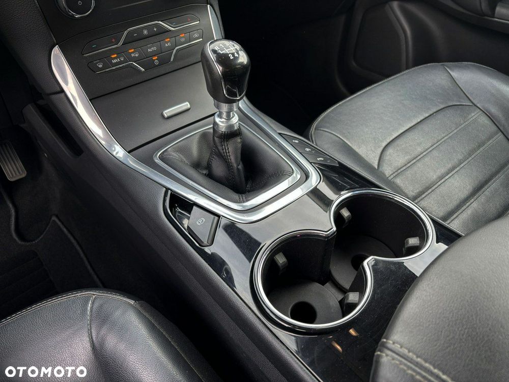 Ford Galaxy 2.0 TDCi Titanium - 22