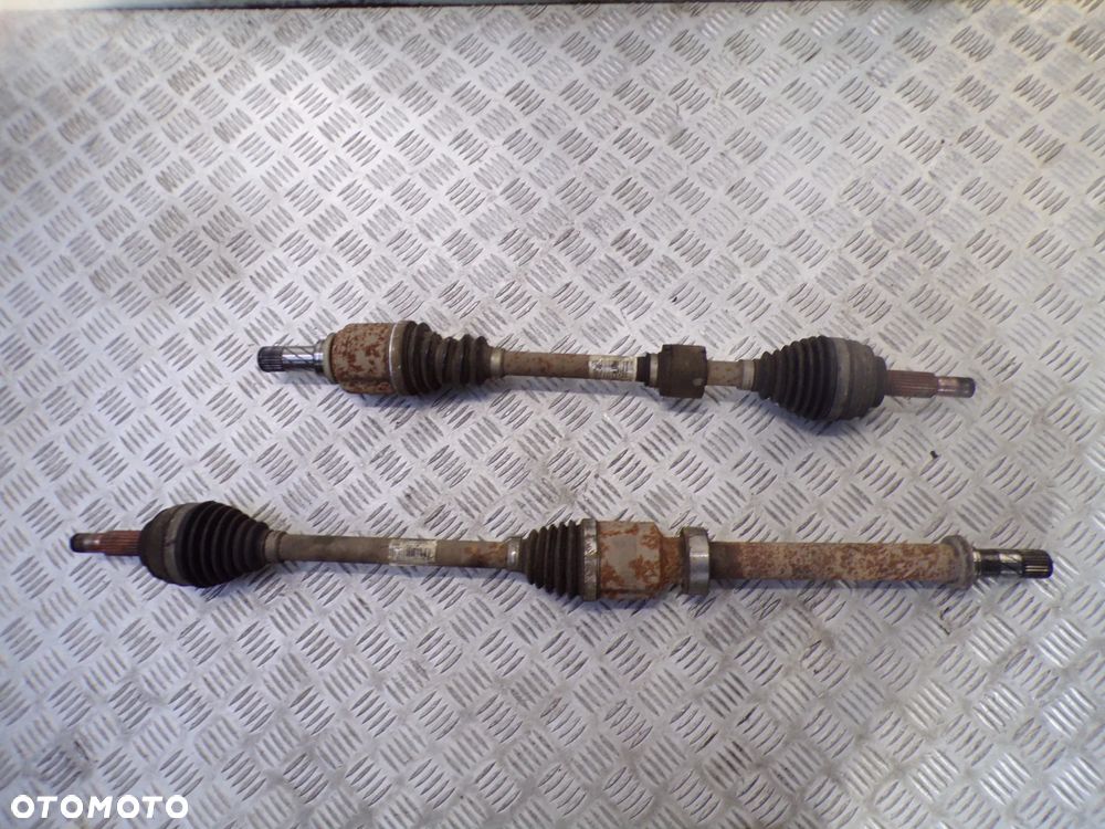 PÓŁOŚ RENAULT CLIO IV LEWA 391010115R PRAWA 391008239R / 391006653R - 4