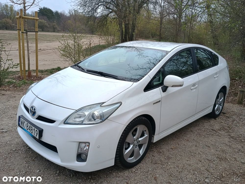 Toyota Prius 1.8 HSD Prestige - 13