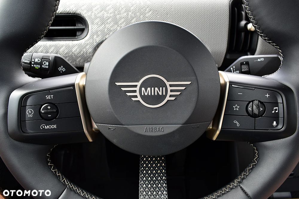 MINI Cooper S John Works Trim - 12