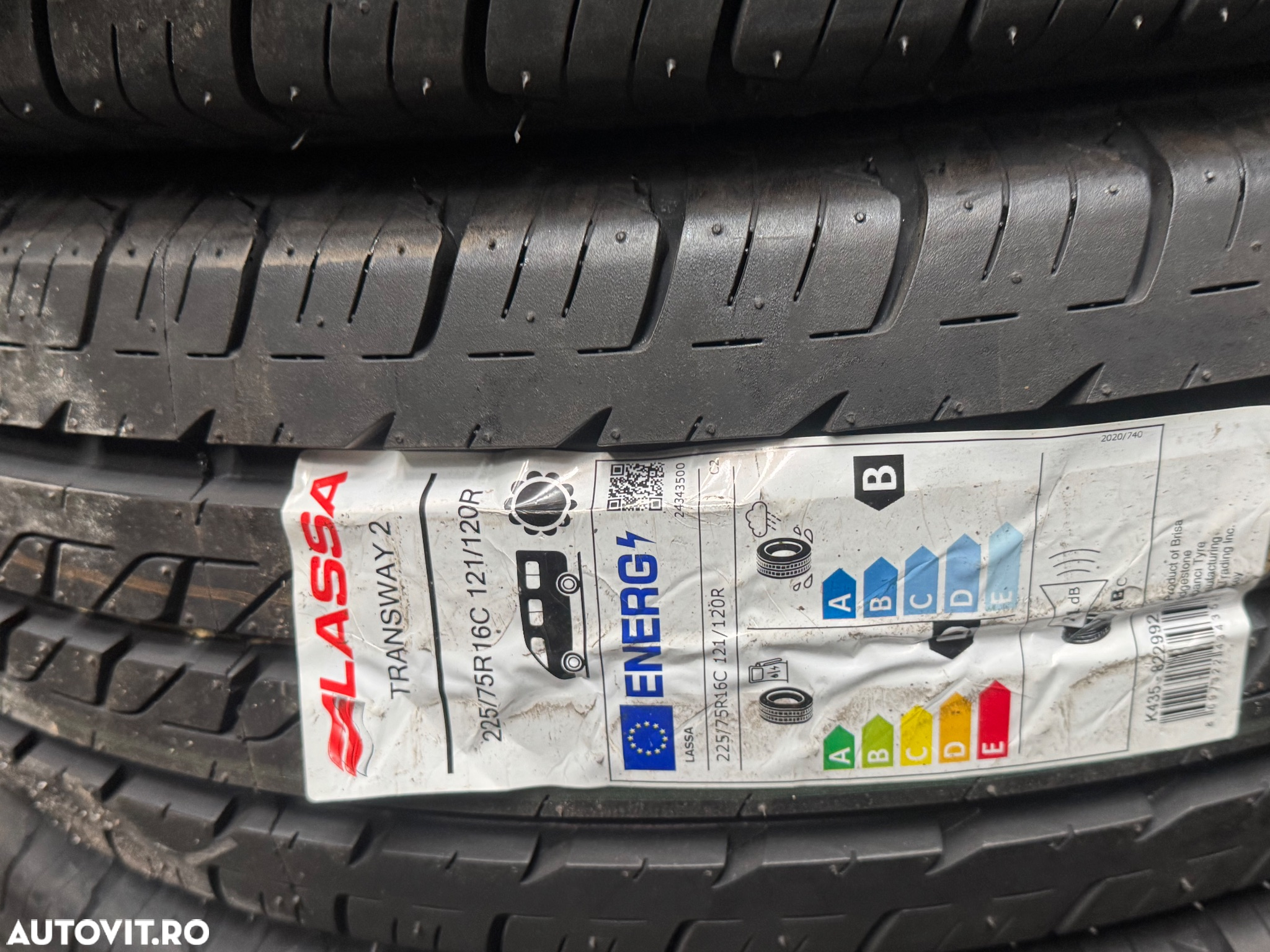 Vând 4 anvelope 225/75/16c Lassa de vară noi - 6