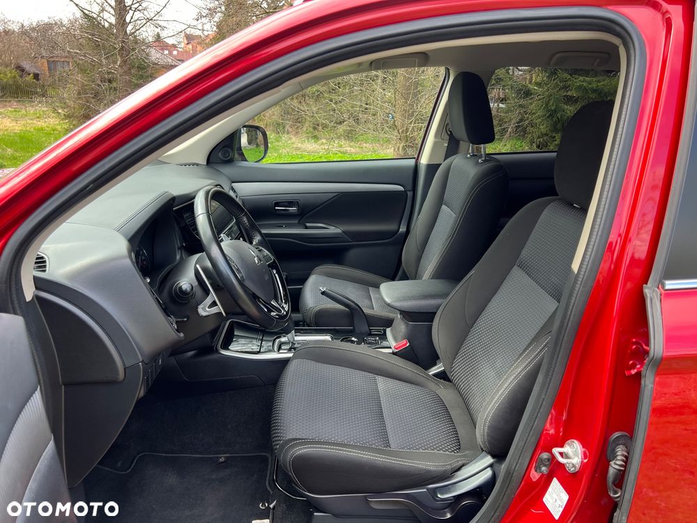 Mitsubishi Outlander 2.0 2WD CVT Diamant Edition - 10