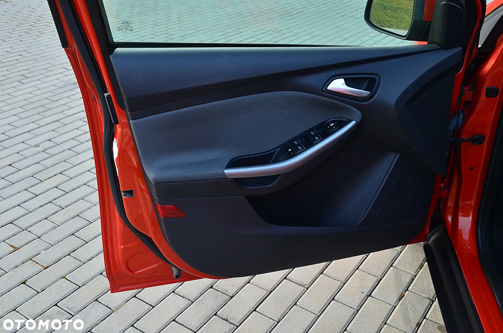 Ford Focus - 25