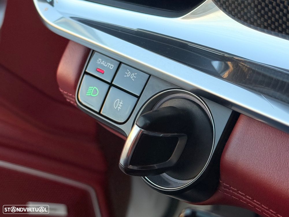 Porsche Panamera - 15