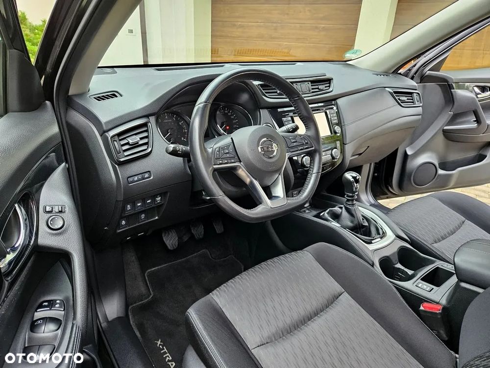 Nissan X-Trail 1.6 DIG-T N-Connecta 2WD - 17