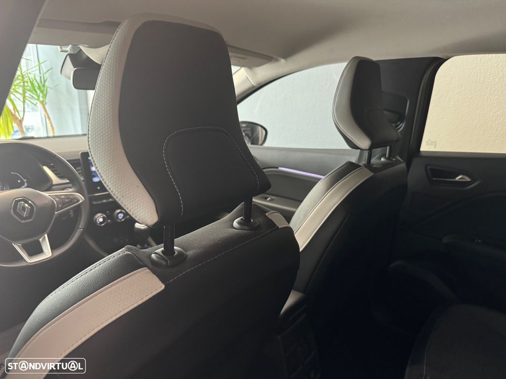 Renault Captur TCe 90 TECHNO - 17