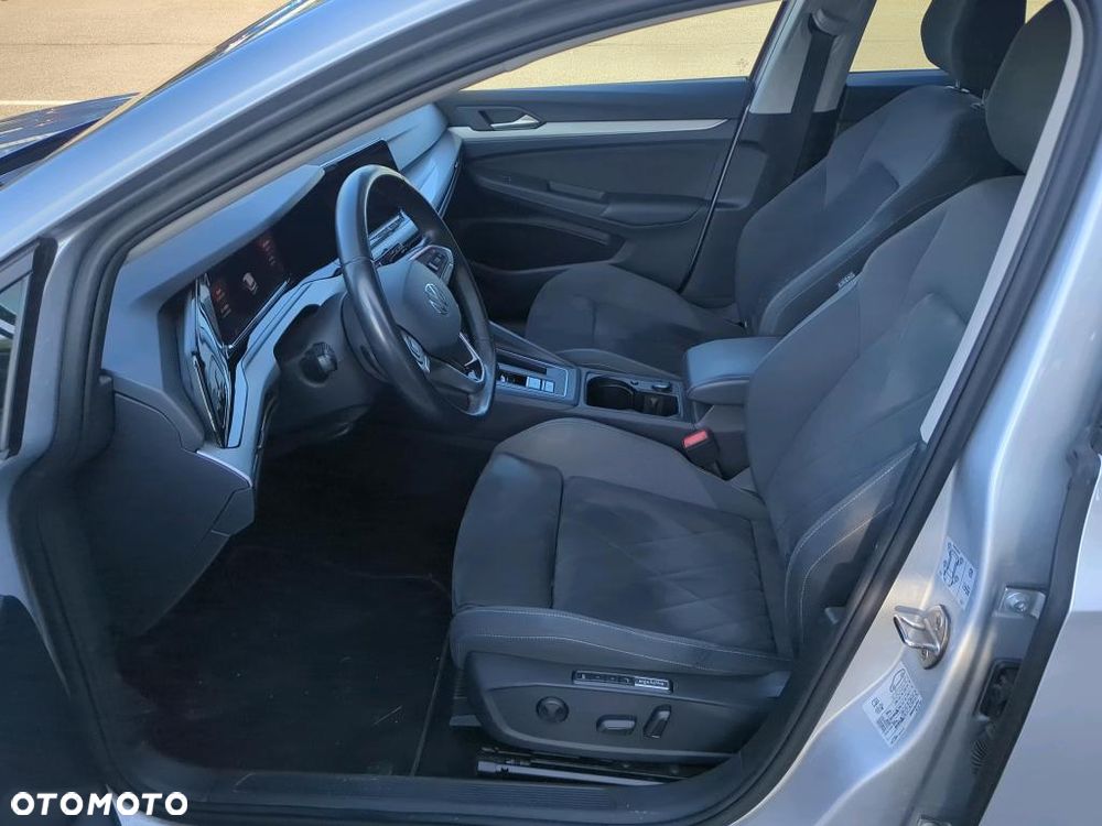 Volkswagen Golf 1.5 eTSI EVO Life DSG - 5