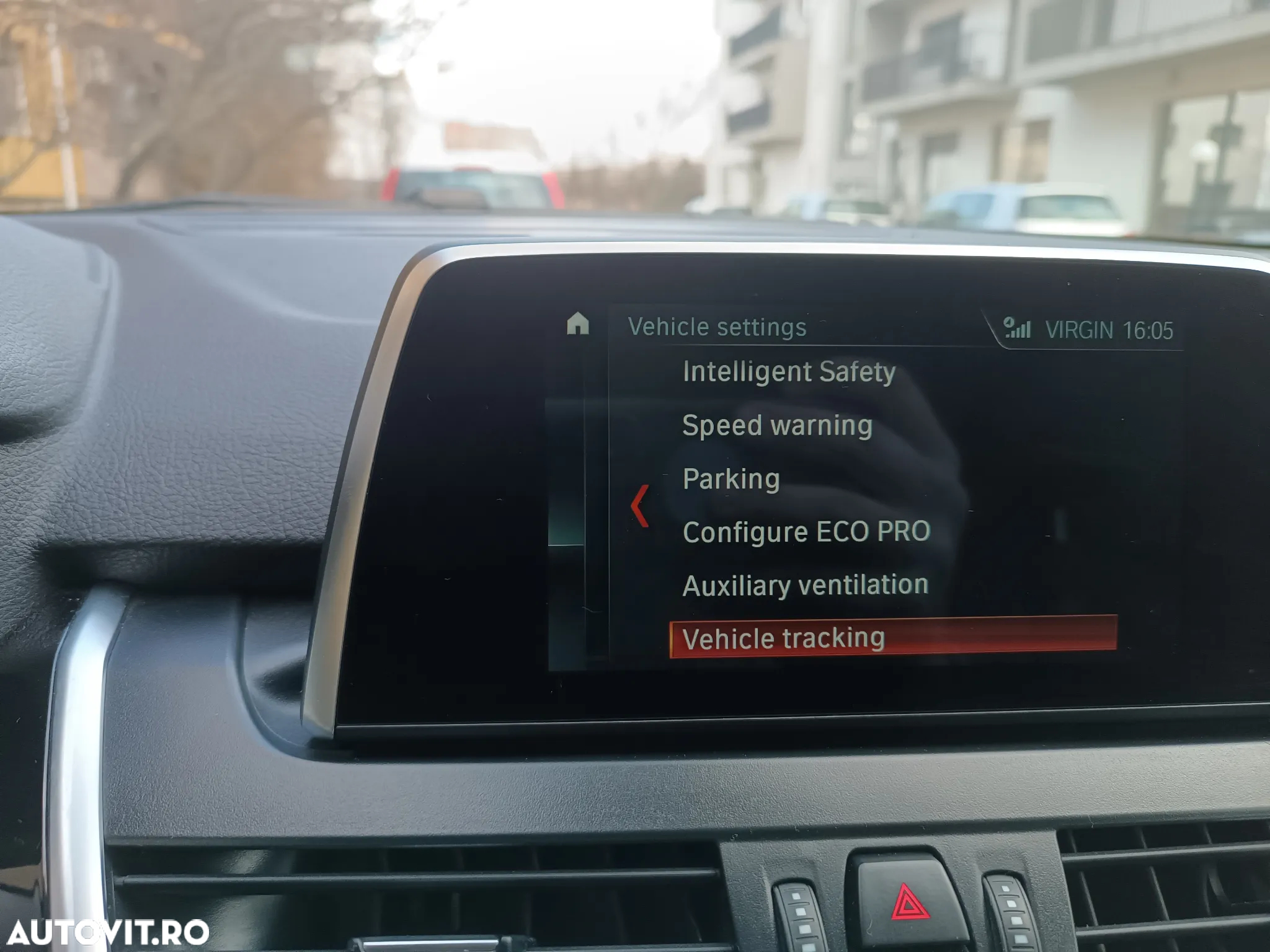 BMW Seria 2 220i AT Luxury Line - 26